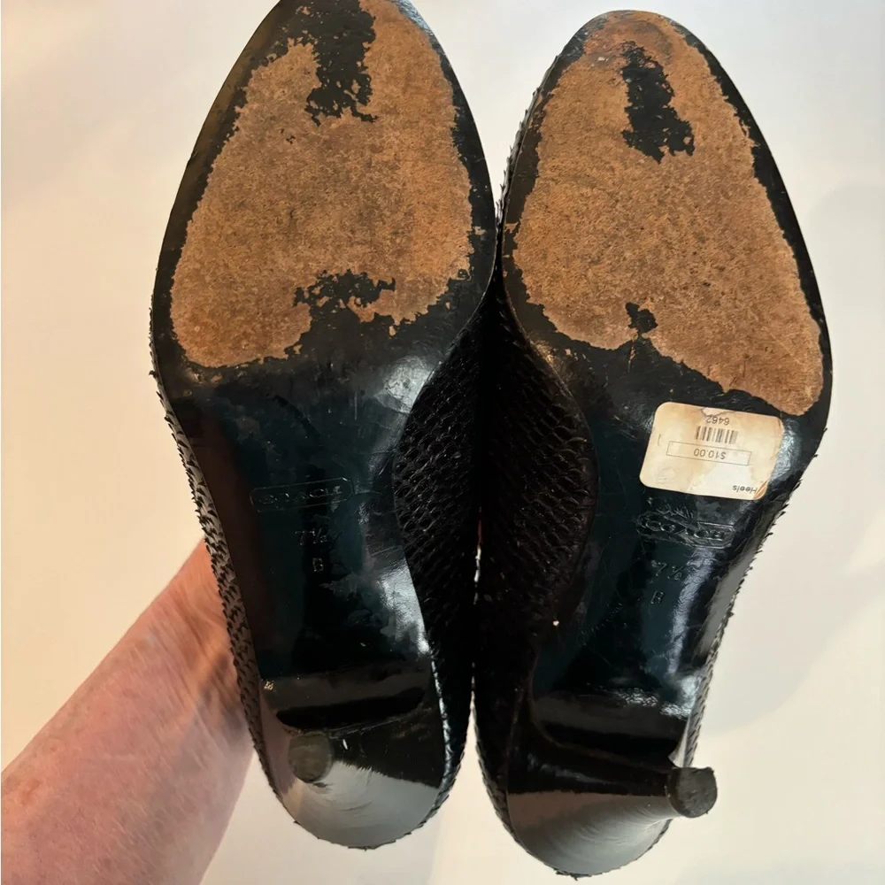 COACH Stela Sz 7.5 Black Textured Women's Heels